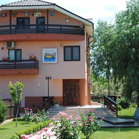 Vila Delta Travel - Mila 23 Mila Douazeci si Trei Exterior photo