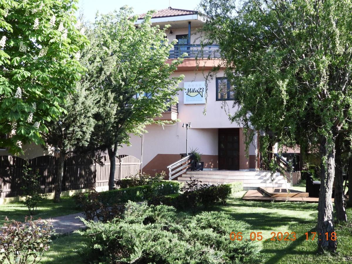 Vila Delta Travel - Mila 23 Mila Douazeci si Trei Exterior photo
