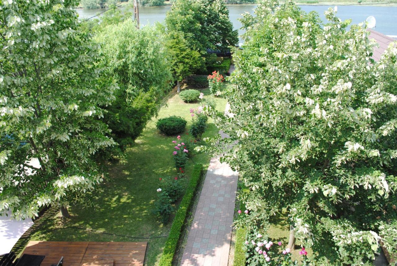 Vila Delta Travel - Mila 23 Mila Douazeci si Trei Exterior photo
