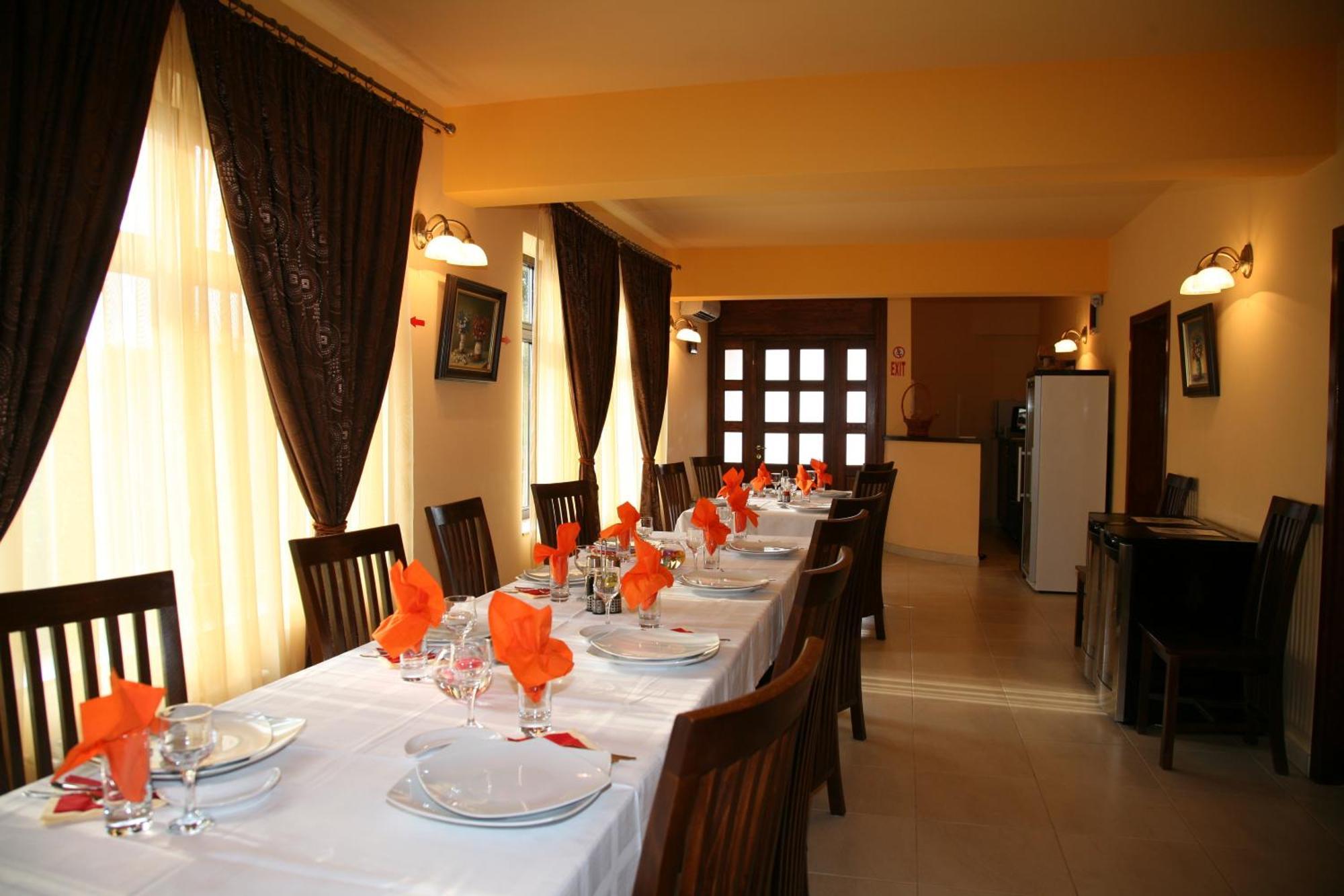 Vila Delta Travel - Mila 23 Mila Douazeci si Trei Exterior photo